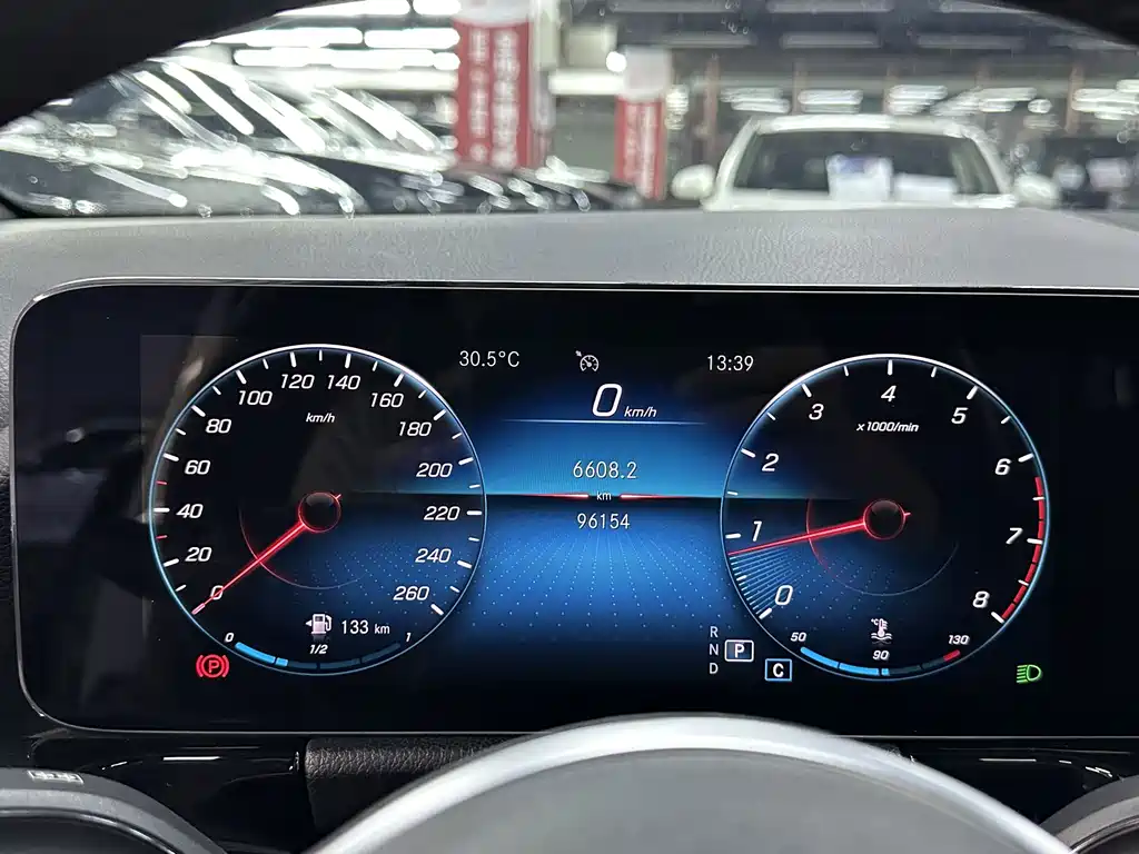 Mercedes-Benz B-Class — миниатюра 33
