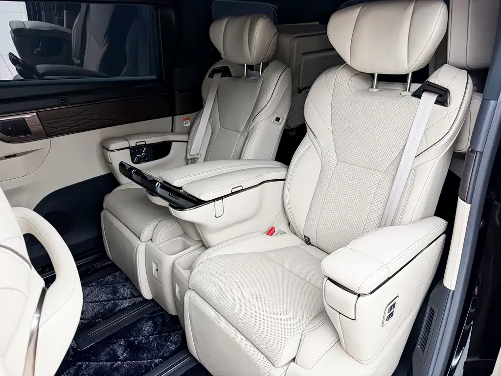 Toyota Vellfire — миниатюра 5