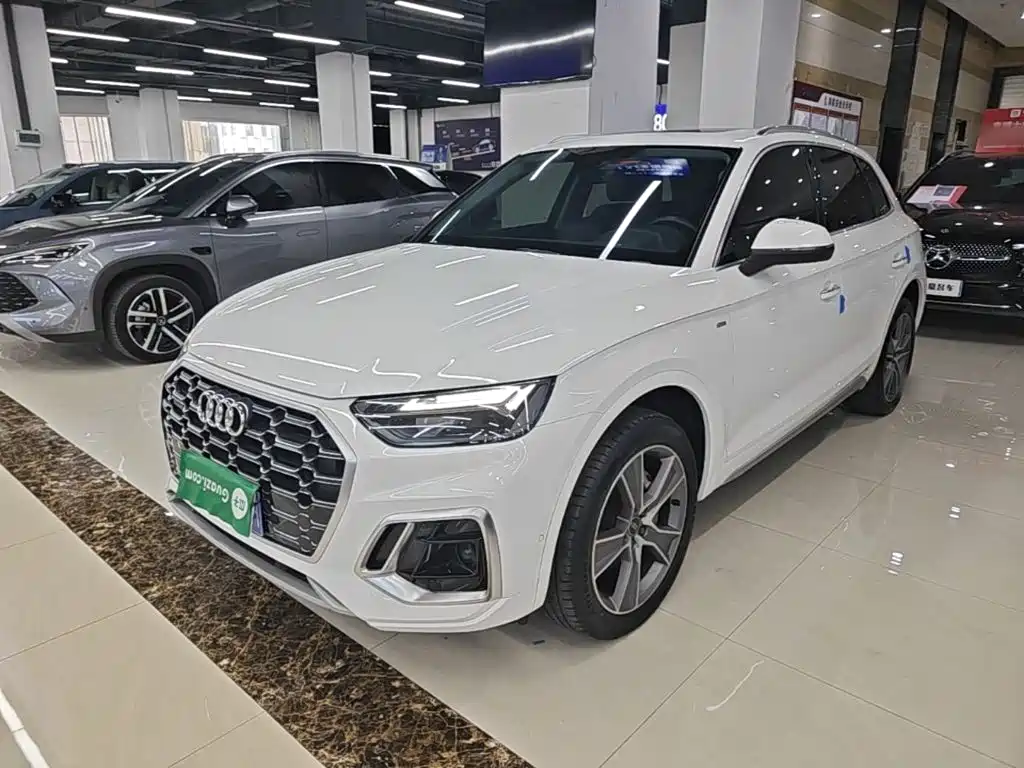 Audi Q5L — миниатюра 2