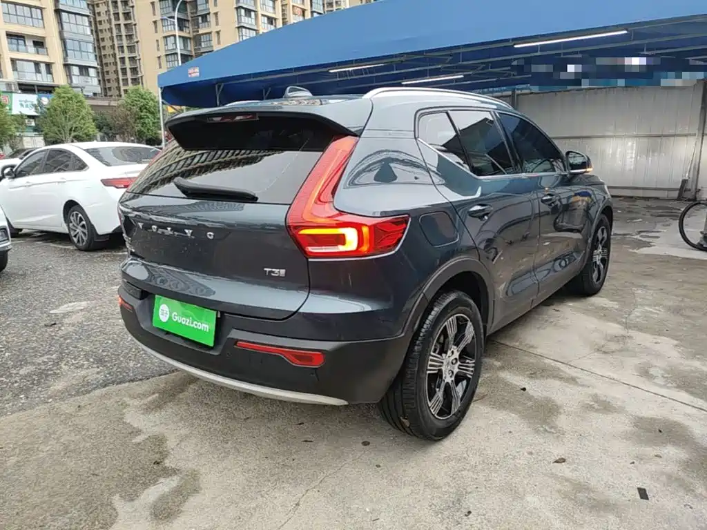 Volvo XC40 — миниатюра 7