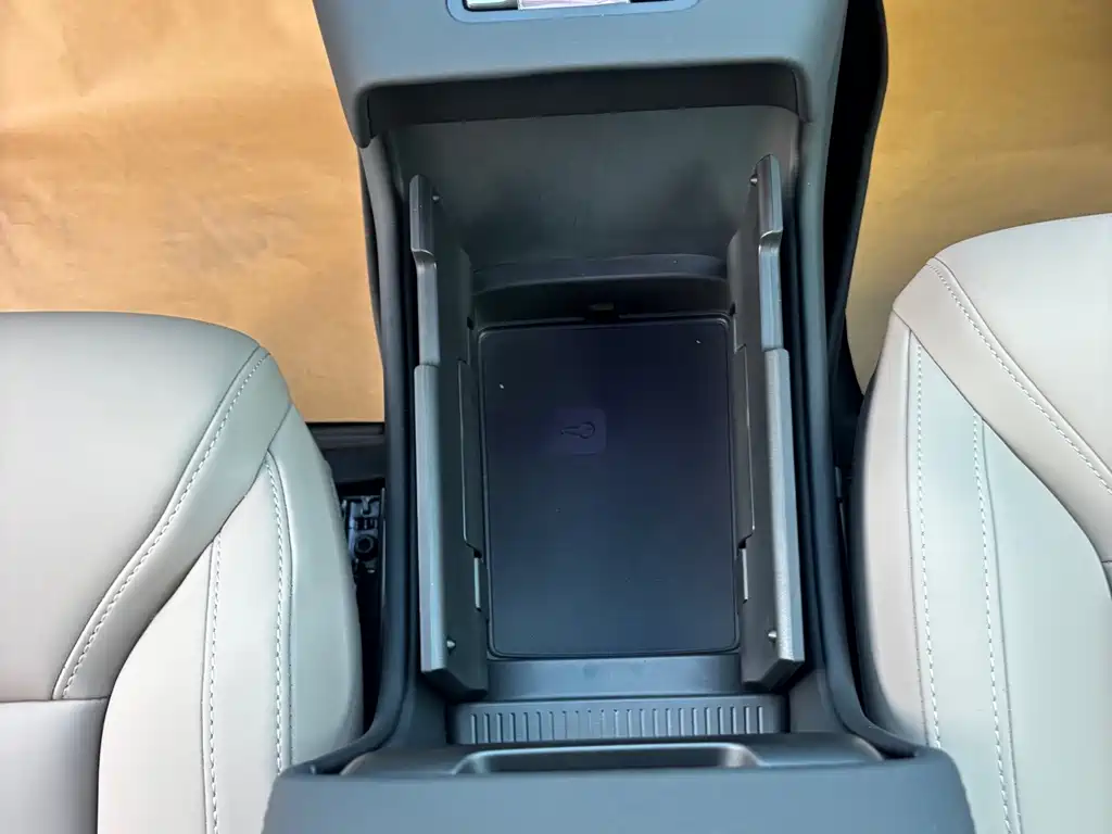 Volvo гибрид Volvo XC70 plug-in — миниатюра 13