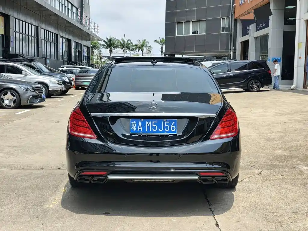 Mercedes-Benz S-Class — миниатюра 8