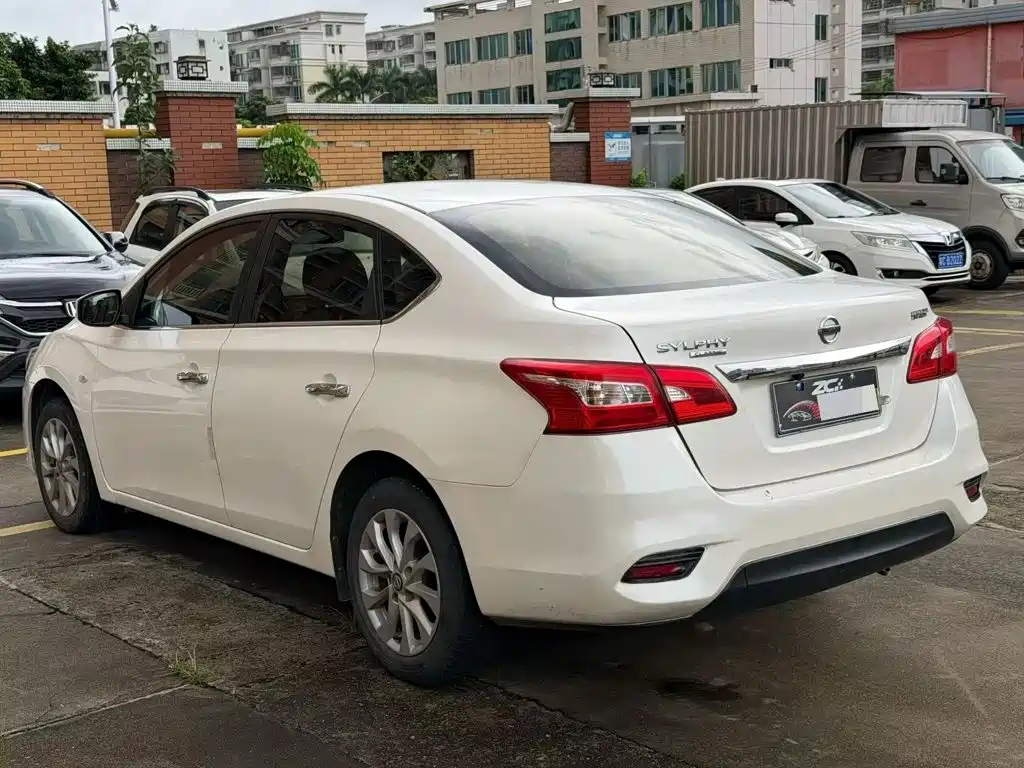 Nissan Sylphy — миниатюра 5