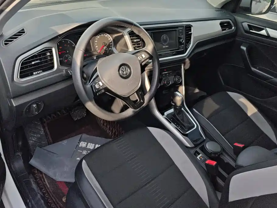 Volkswagen T-Roc — миниатюра 11