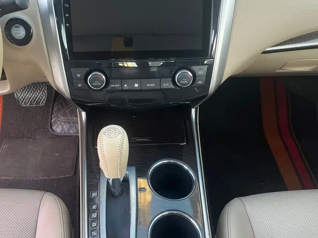 Nissan Teana — миниатюра 7