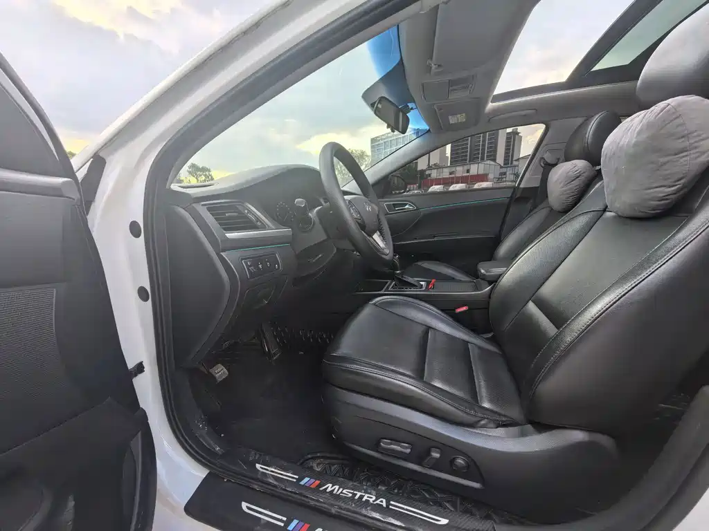 Hyundai Mistra — миниатюра 12