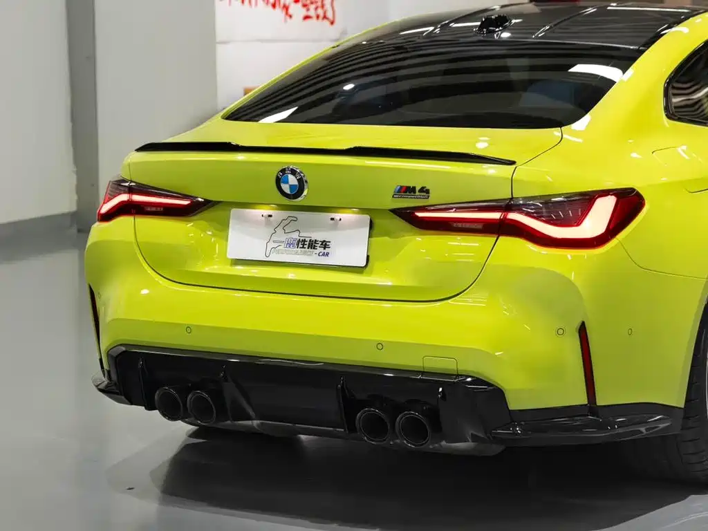 BMW M4 — миниатюра 7