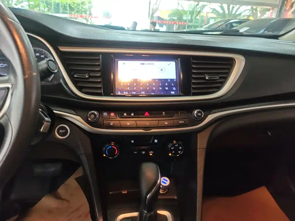 Buick Excelle — миниатюра 13