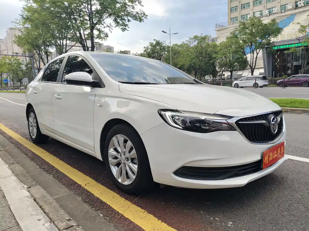 Buick Excelle — миниатюра 3