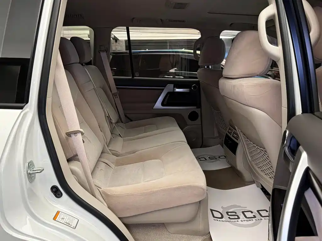Toyota Land Cruiser — миниатюра 12