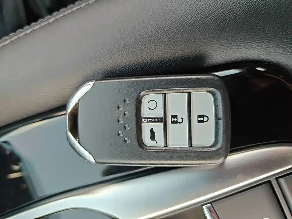 Honda UR-V — миниатюра 9