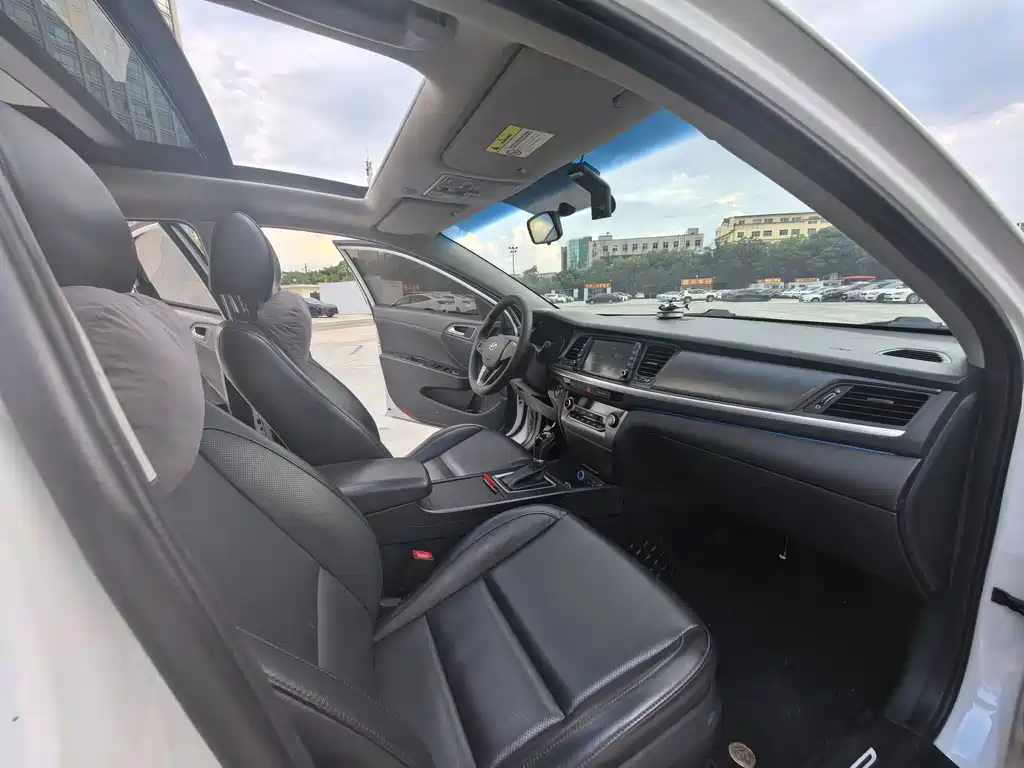 Hyundai Mistra — миниатюра 15