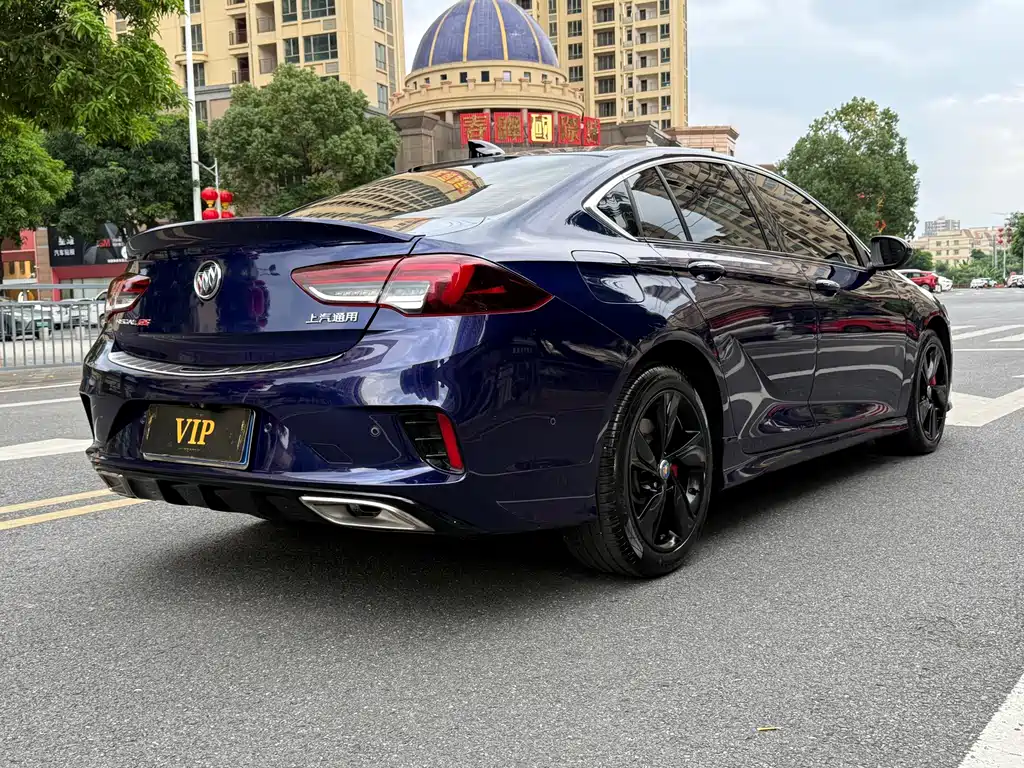Buick Regal — миниатюра 6