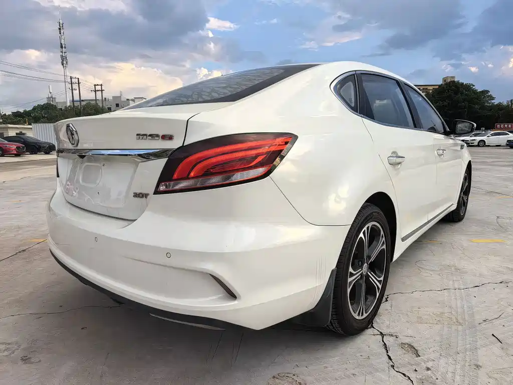 MG MG6 — миниатюра 5