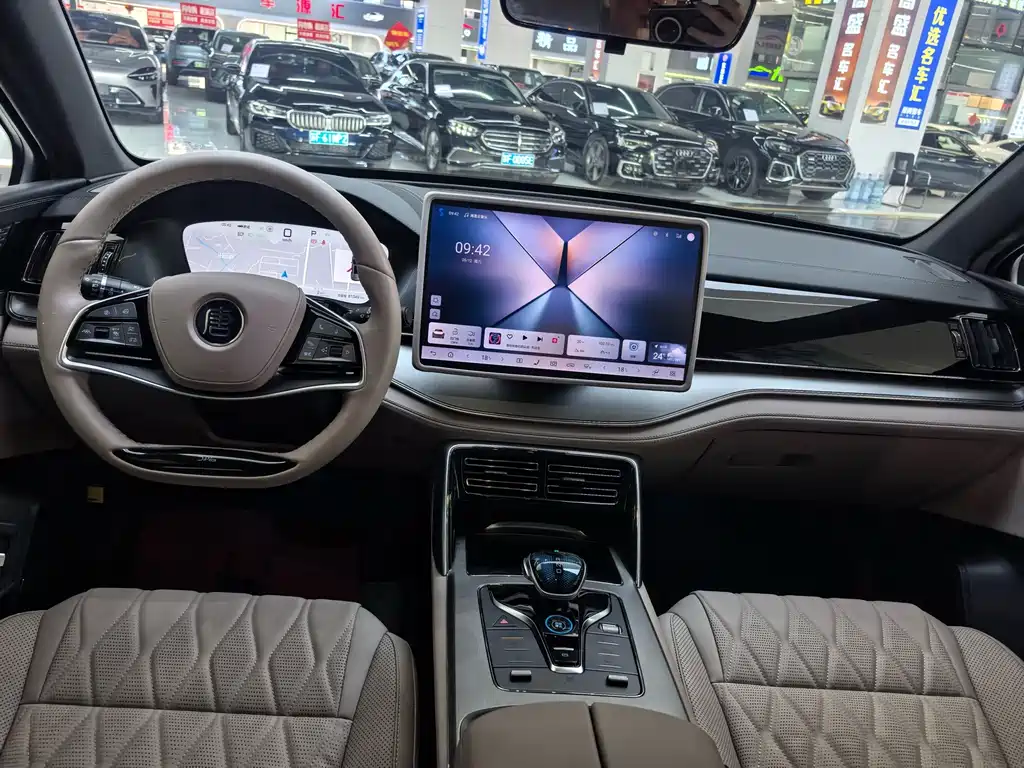 BYD Tang New Energy — миниатюра 9