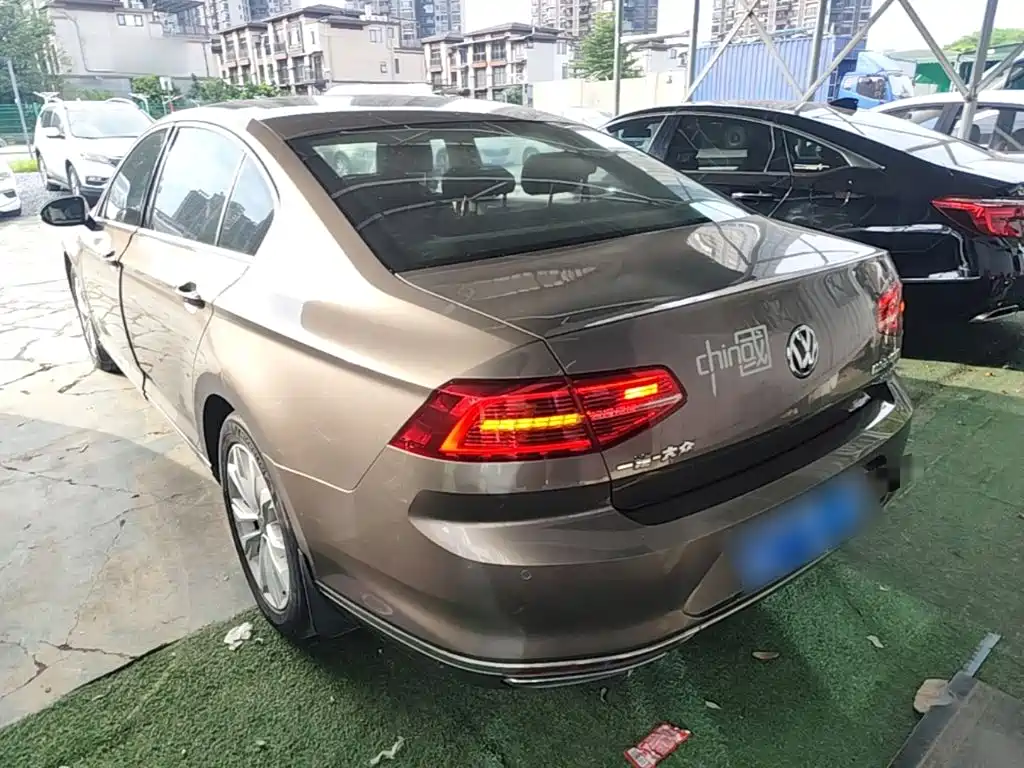 Volkswagen Magotan — миниатюра 5