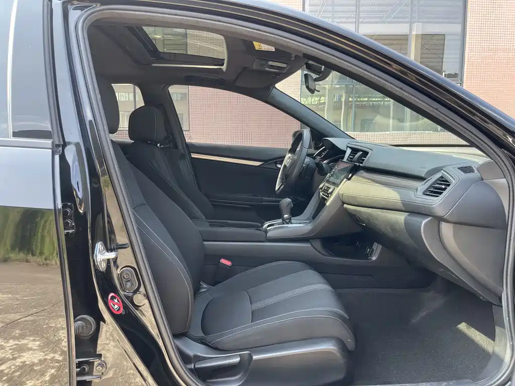 Honda Civic — миниатюра 11