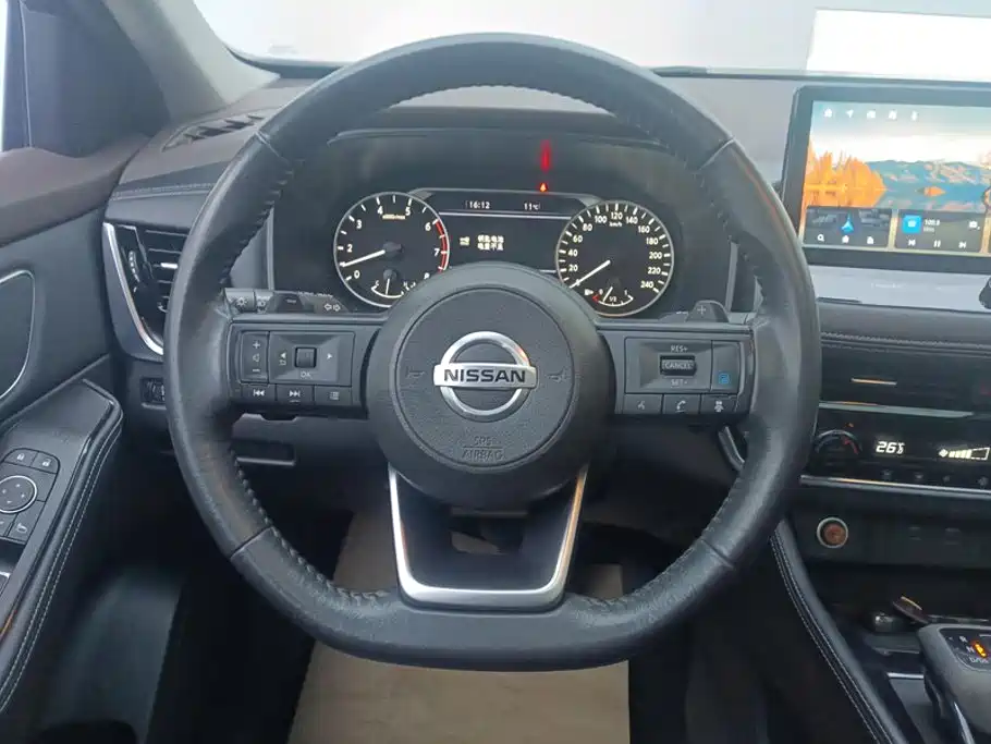 Nissan X-Trail — миниатюра 15