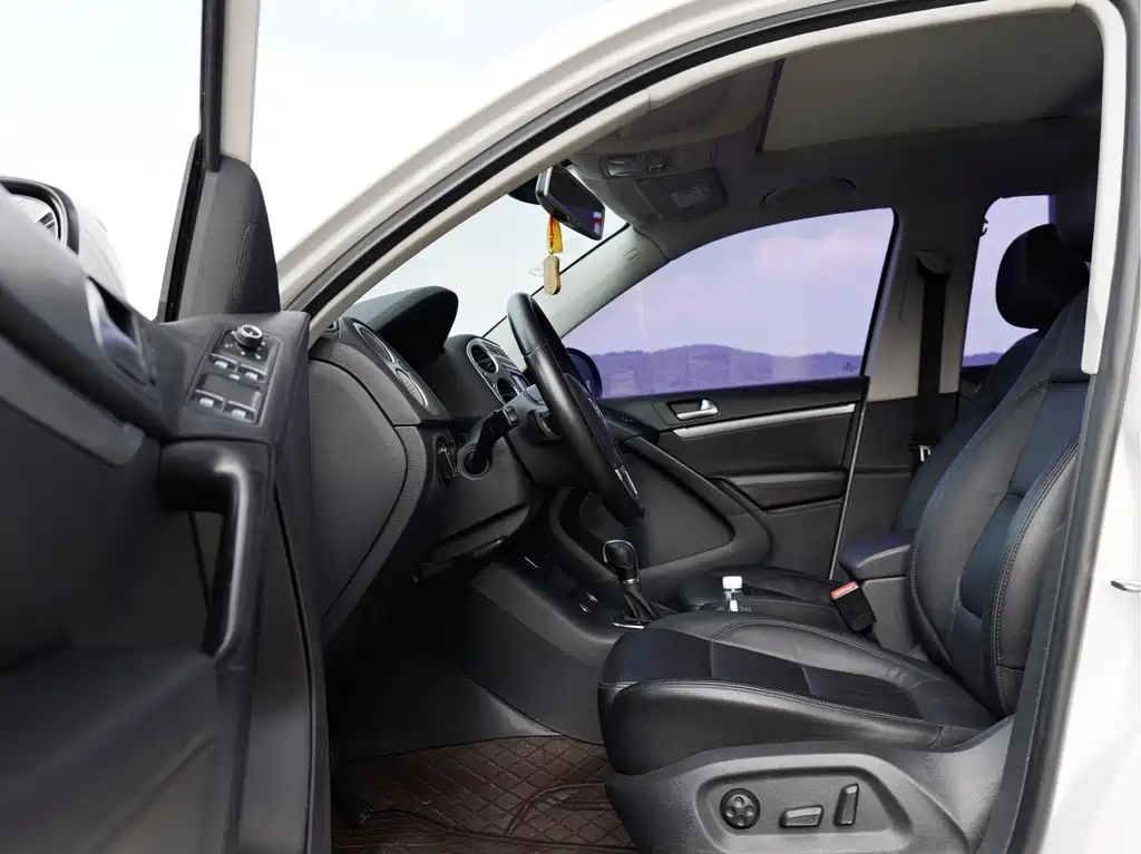Volkswagen Tiguan — миниатюра 7