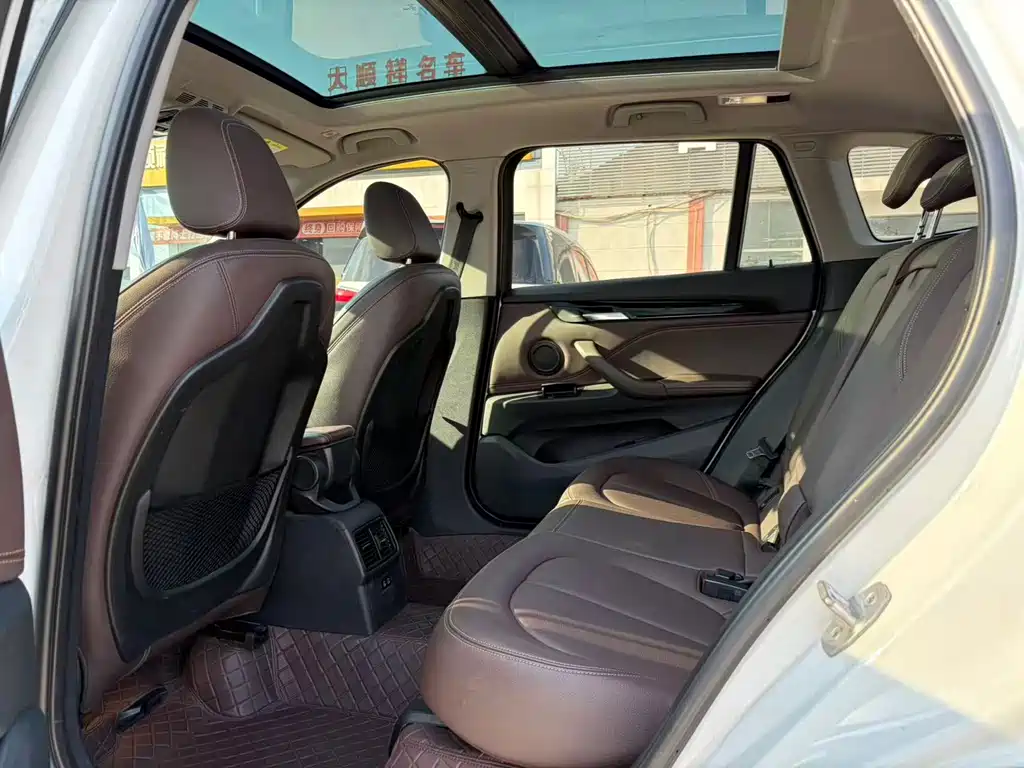 BMW X1 — миниатюра 5