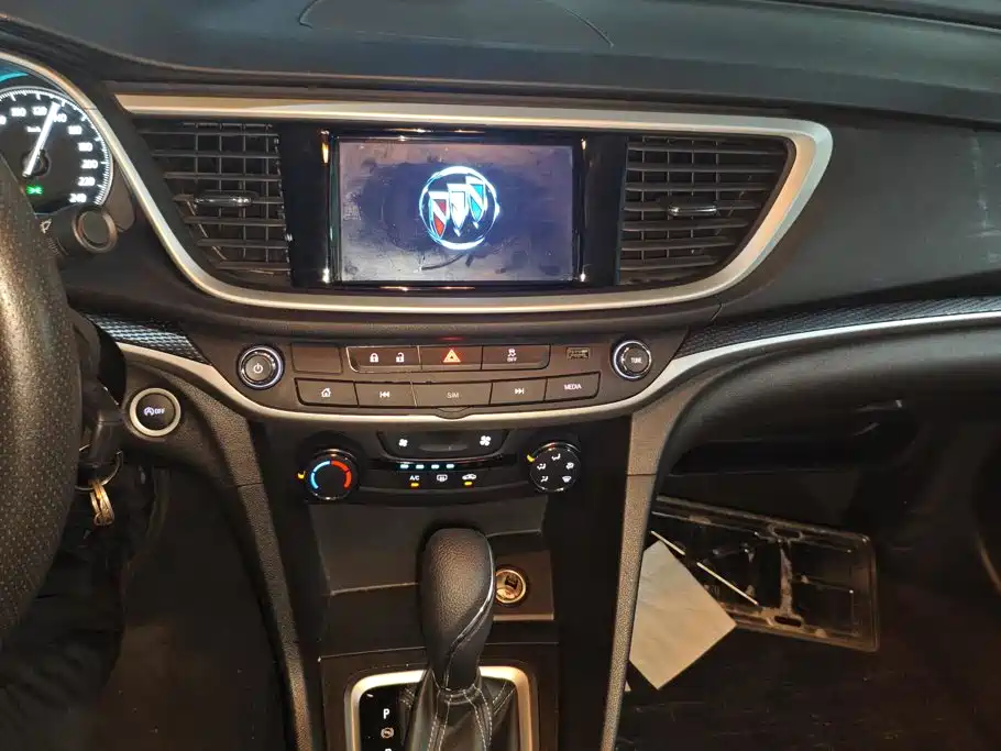 Buick Excelle — миниатюра 13