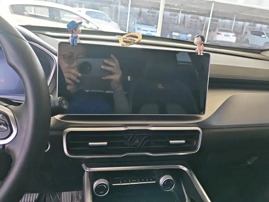 Geely Binyue — миниатюра 13