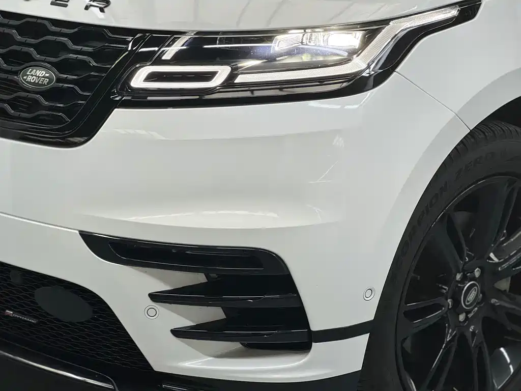 Land Rover Velar — миниатюра 3