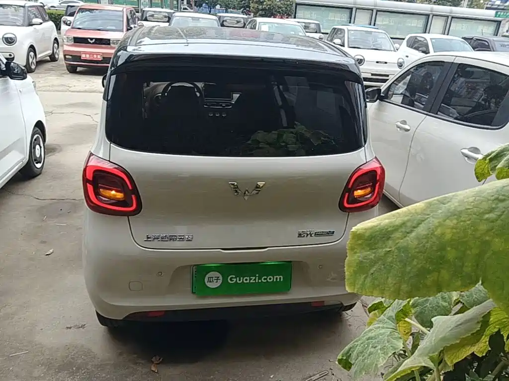 Wuling MINIEV — миниатюра 6