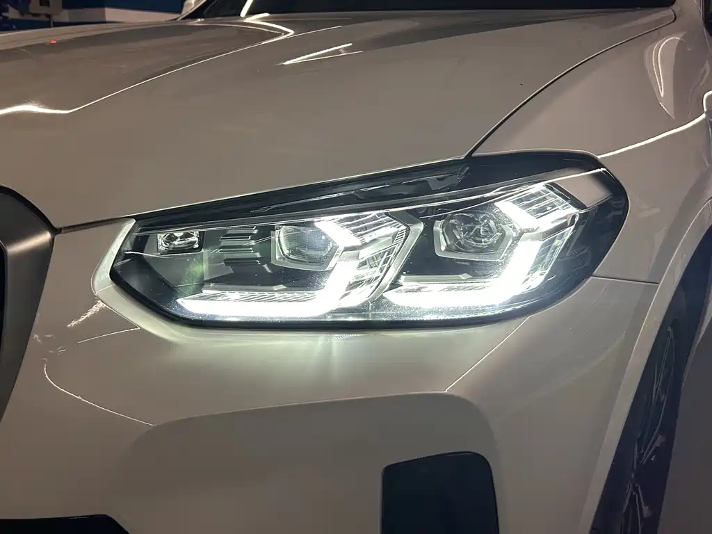 BMW X3 — миниатюра 15
