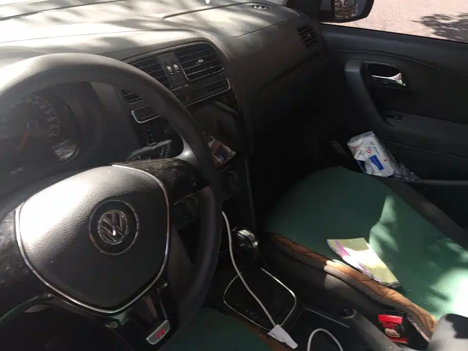 Volkswagen Polo — миниатюра 13