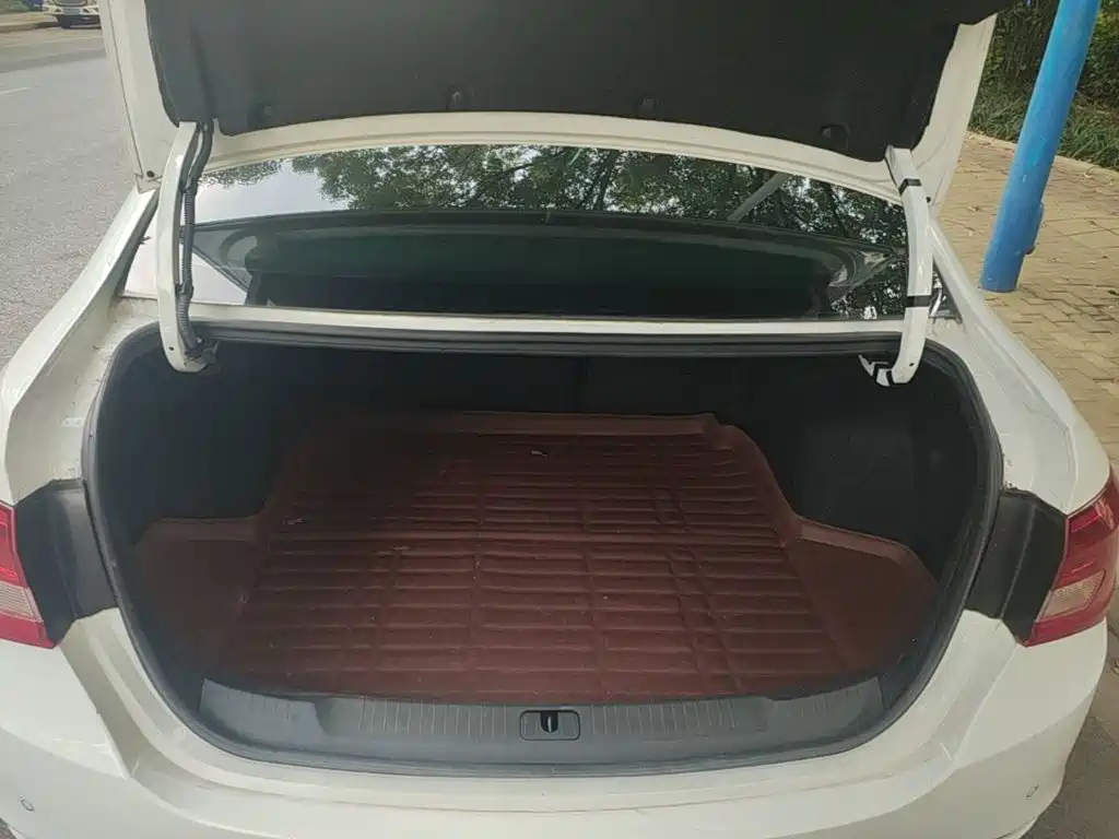 Buick Excelle — миниатюра 19