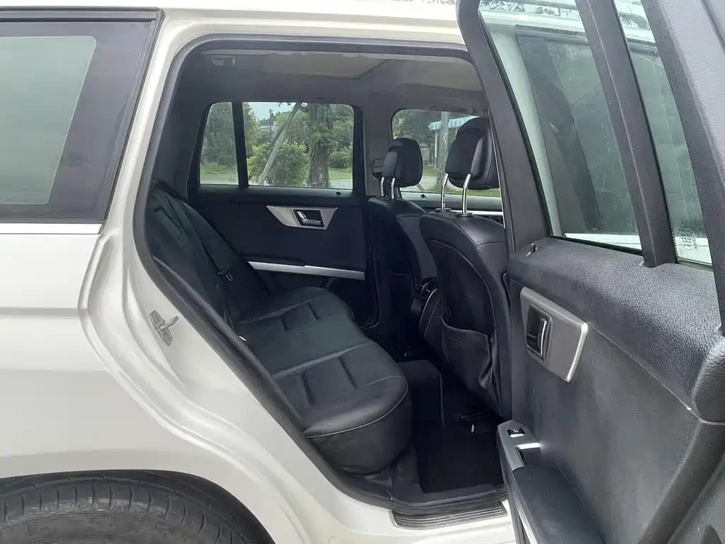 Mercedes-Benz GLK-Class (Import) — миниатюра 14