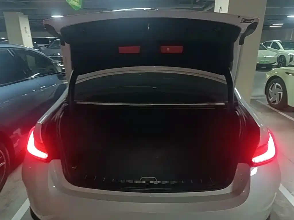 BMW i3 — миниатюра 19