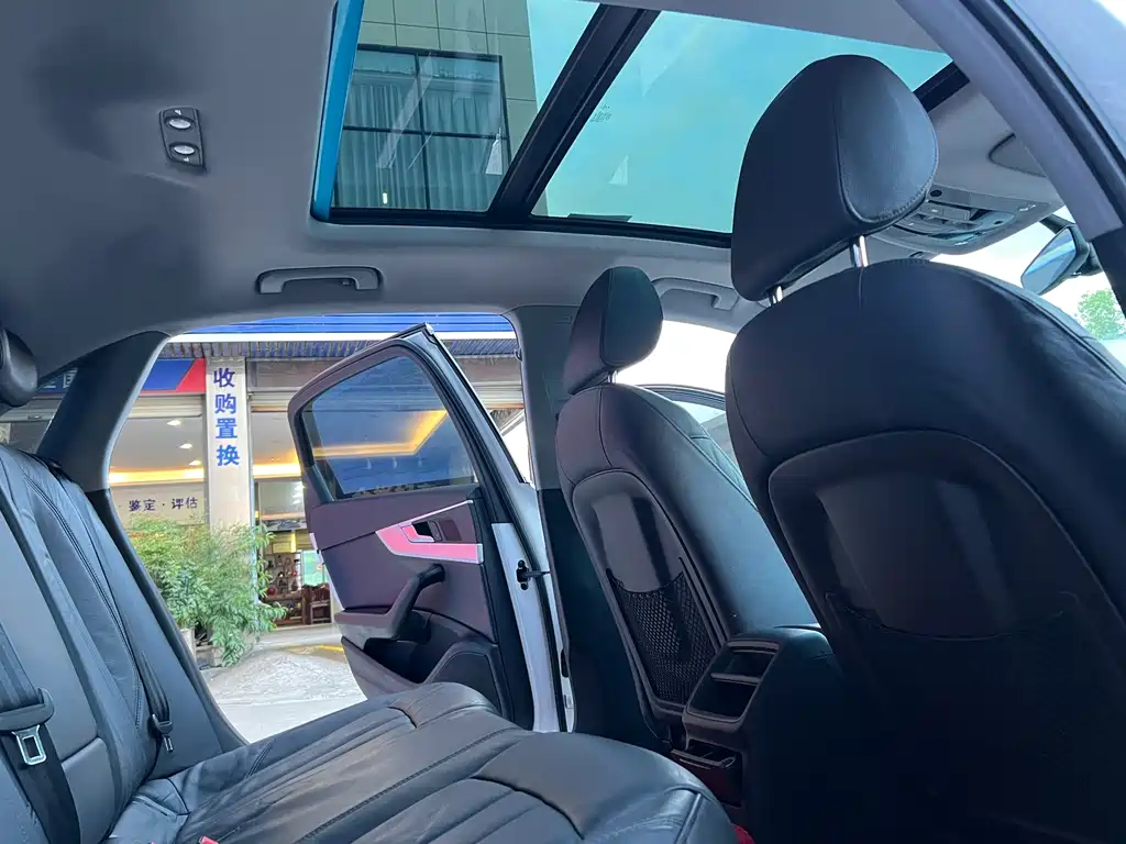 Audi A4L — миниатюра 14