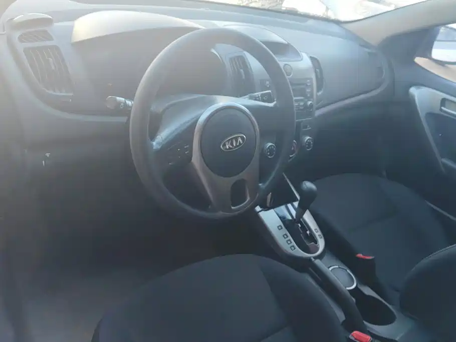Kia Forte — миниатюра 12