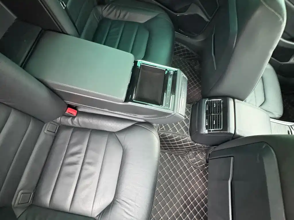 Volkswagen Phideon — миниатюра 11