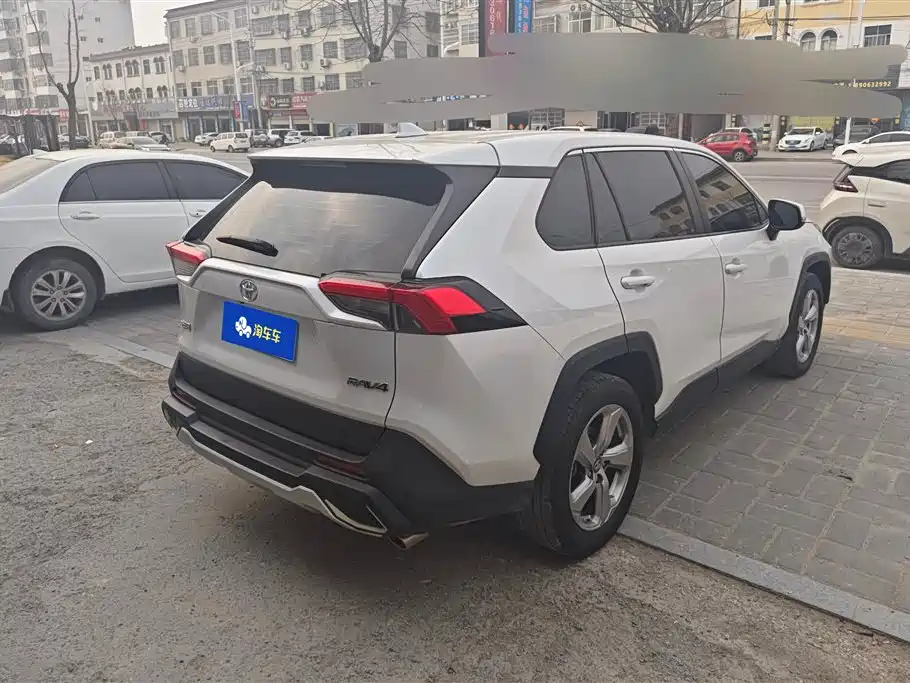 TOYOTA RAV4 RONGFANG