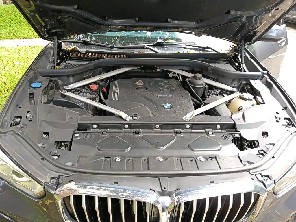 BMW X5 (Import) — миниатюра 16
