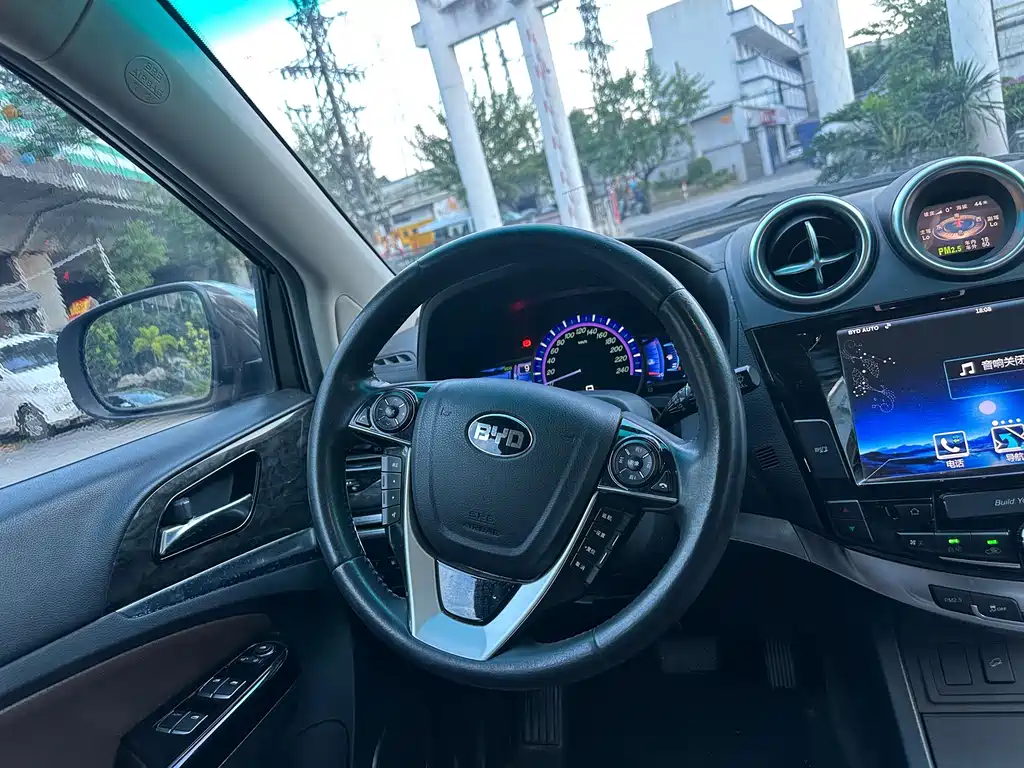BYD S7 — миниатюра 20