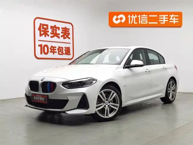 BMW  1 SERIES 2019