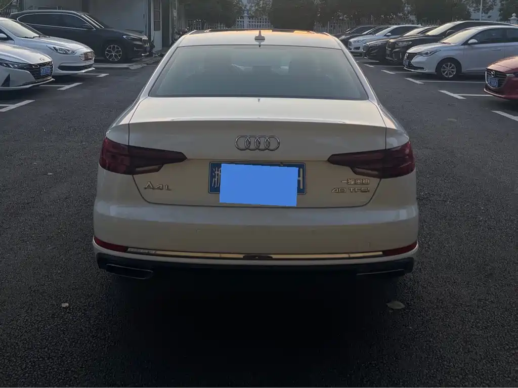 Audi A4L — миниатюра 4