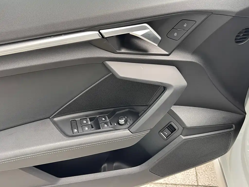 Audi A3 — миниатюра 11