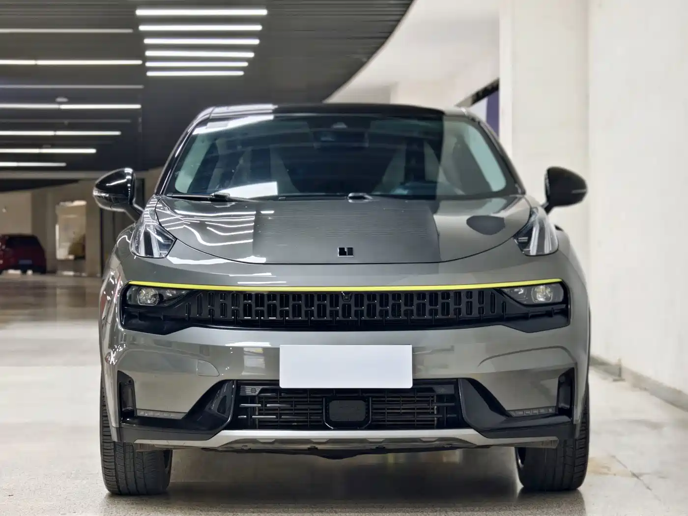 Lynk & Co 05