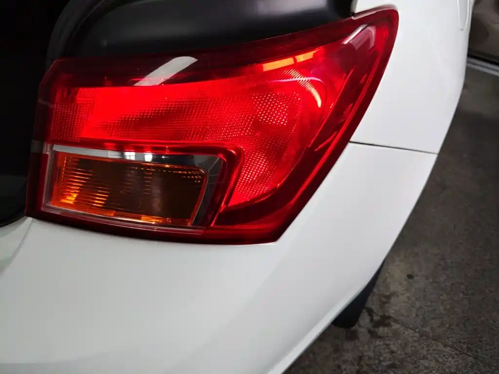 Buick Verano — миниатюра 8