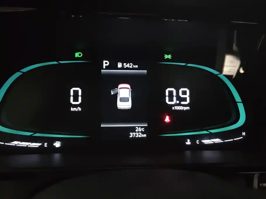 Hyundai Elantra — миниатюра 14