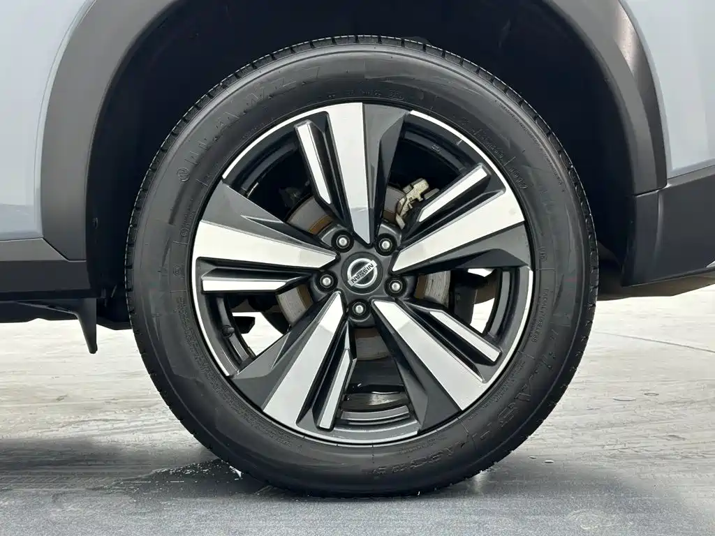Nissan X-Trail — миниатюра 26
