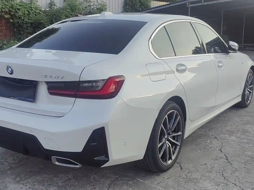 BMW 3 Series — миниатюра 9