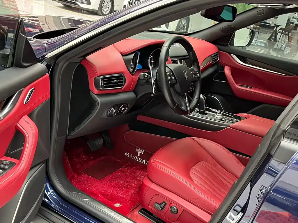 Maserati Levante 3.0T Standard Type, фото 4