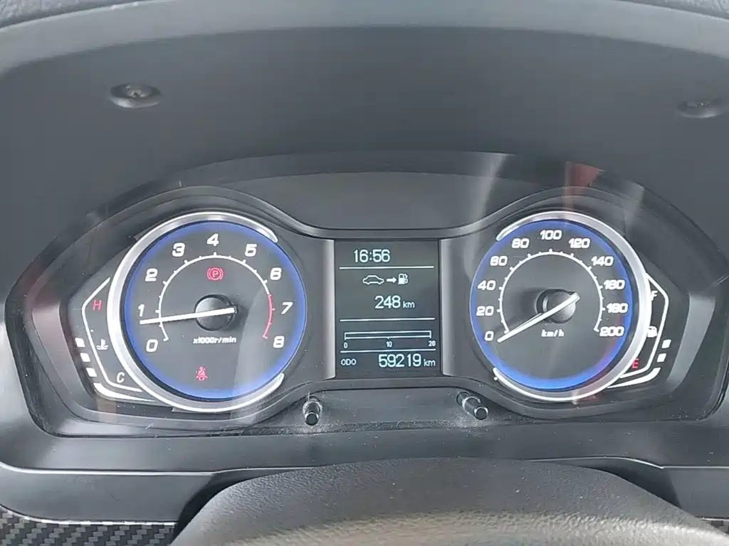 BAIC Senova X25 — миниатюра 12