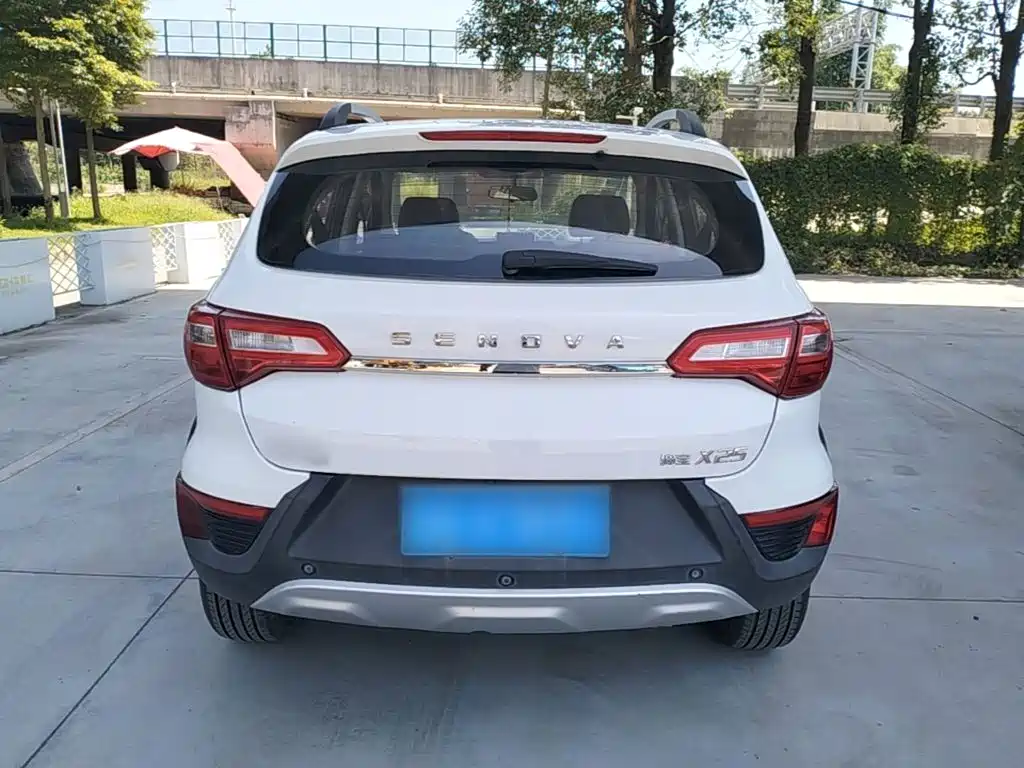 BAIC Senova X25 — миниатюра 6